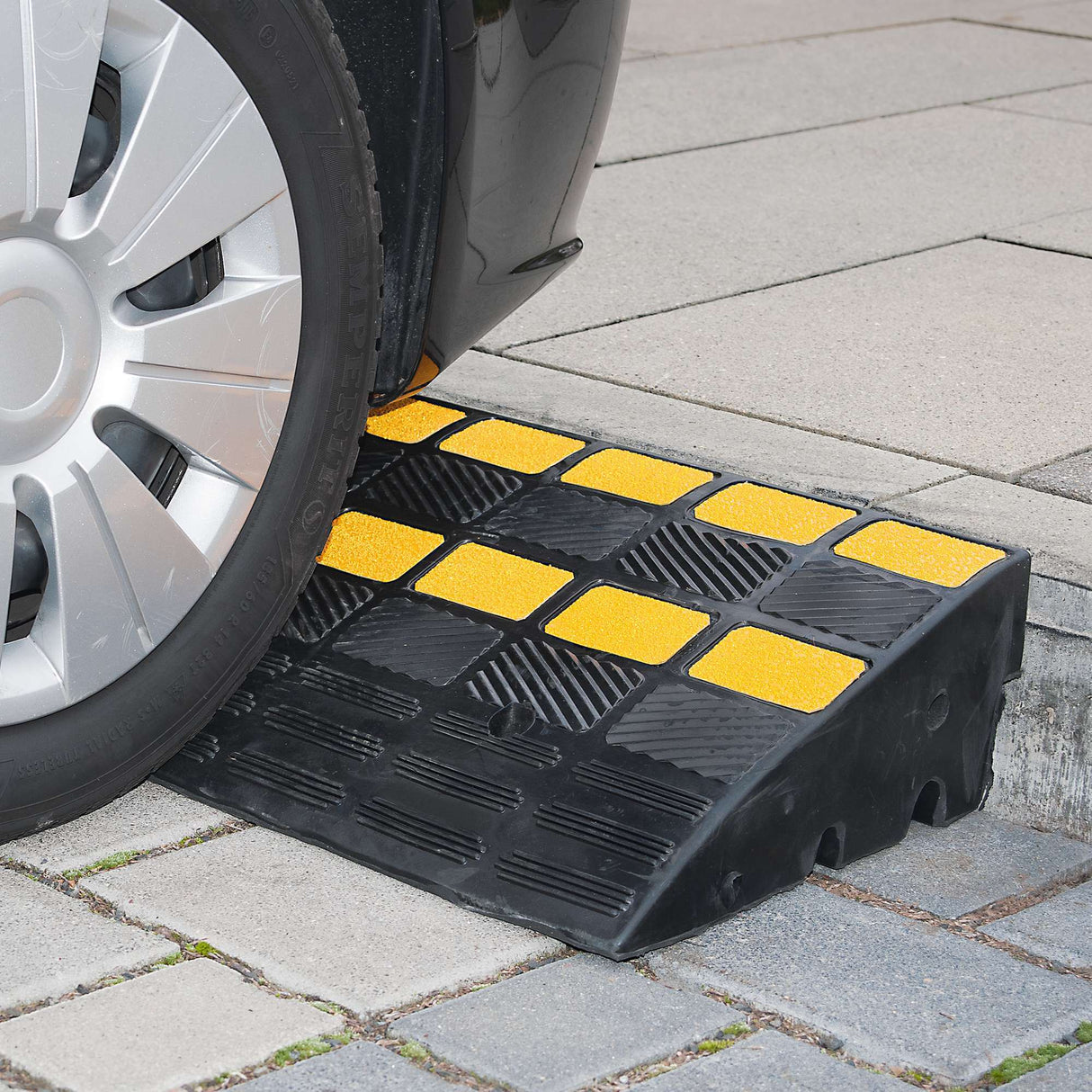 Moravia TRAFFIC-LINE Kerb Ramp - Heavy Duty