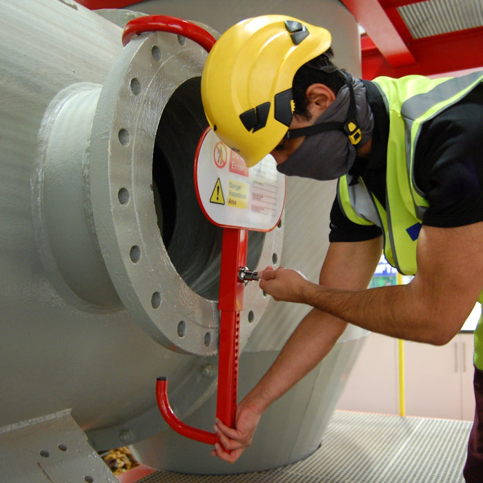 Choosing the Right Access Equipment for Confined Spaces