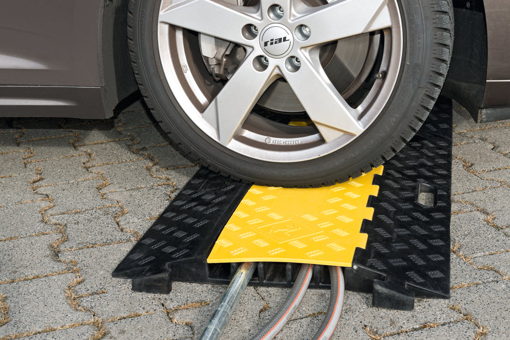 Moravia® TRAFFIC-LINE Cable/Hose Protection Ramp Large - 960 x 600 x 75mmH