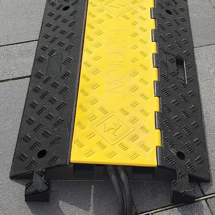 Moravia® TRAFFIC-LINE Cable/Hose Protection Ramp Large - 960 x 600 x 75mmH