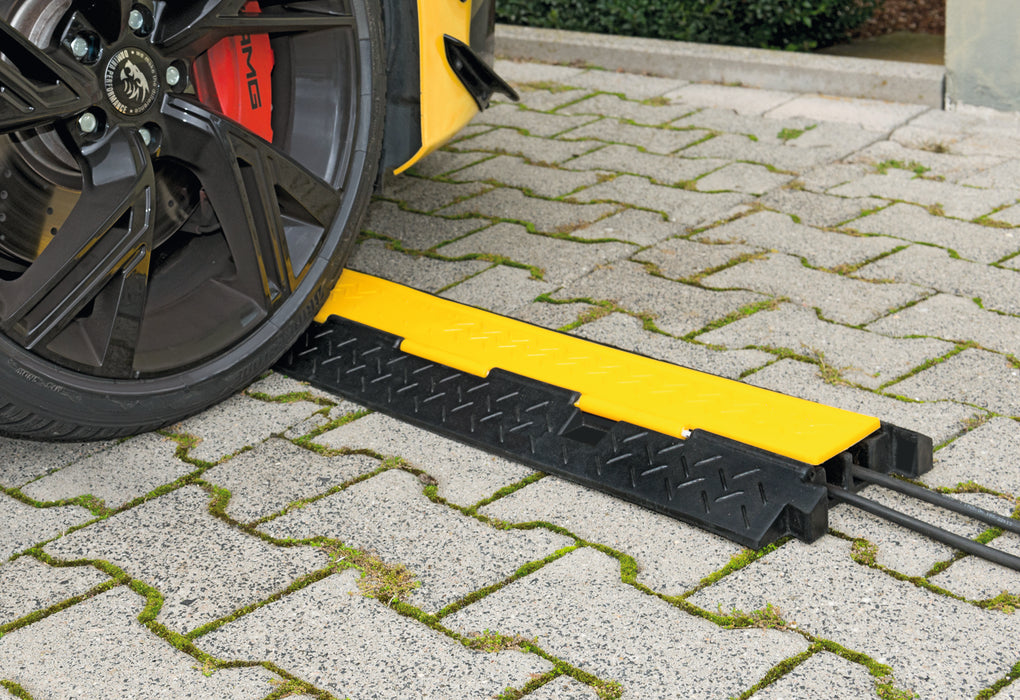 Moravia® TRAFFIC-LINE Cable/Hose Protection Ramp Large - 960 x 600 x 75mmH