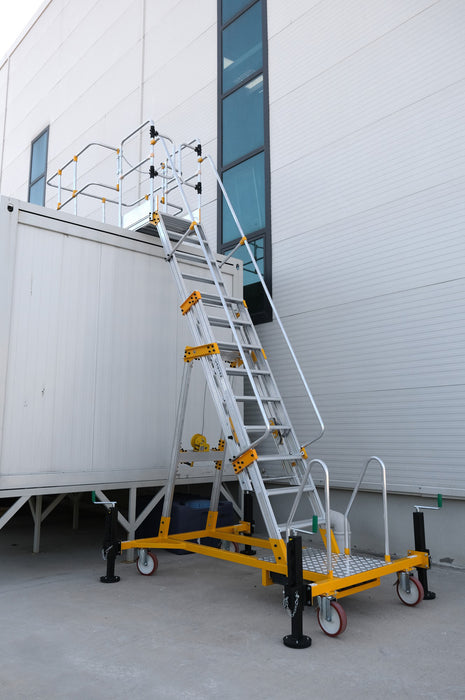 GPC® Climb-It® Cantilever Height Adjustable Platform